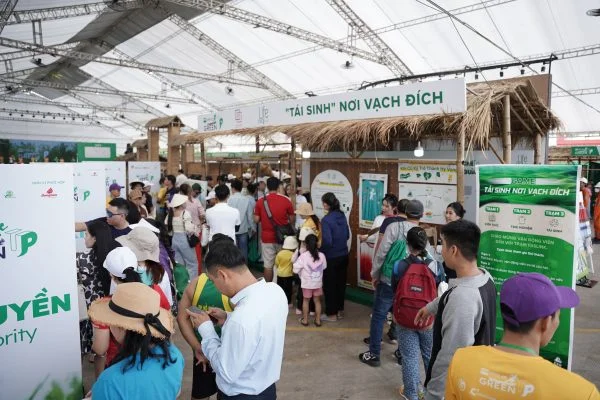 Faslinkers chinh phục GreenUp Marathon 2024: Hơn cả một đường chạy, đó là hành trình Xanh! Faslinkers chinh phục GreenUp Marathon 2024: Hơn cả một đường chạy, đó là hành trình Xanh!