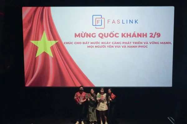 Khoảnh khắc nhỏ, ý nghĩa lớn: Faslink cùng “Hai Muối” đón Quốc Khánh 2/9! Khoảnh khắc nhỏ, ý nghĩa lớn: Faslink cùng “Hai Muối” đón Quốc Khánh 2/9!